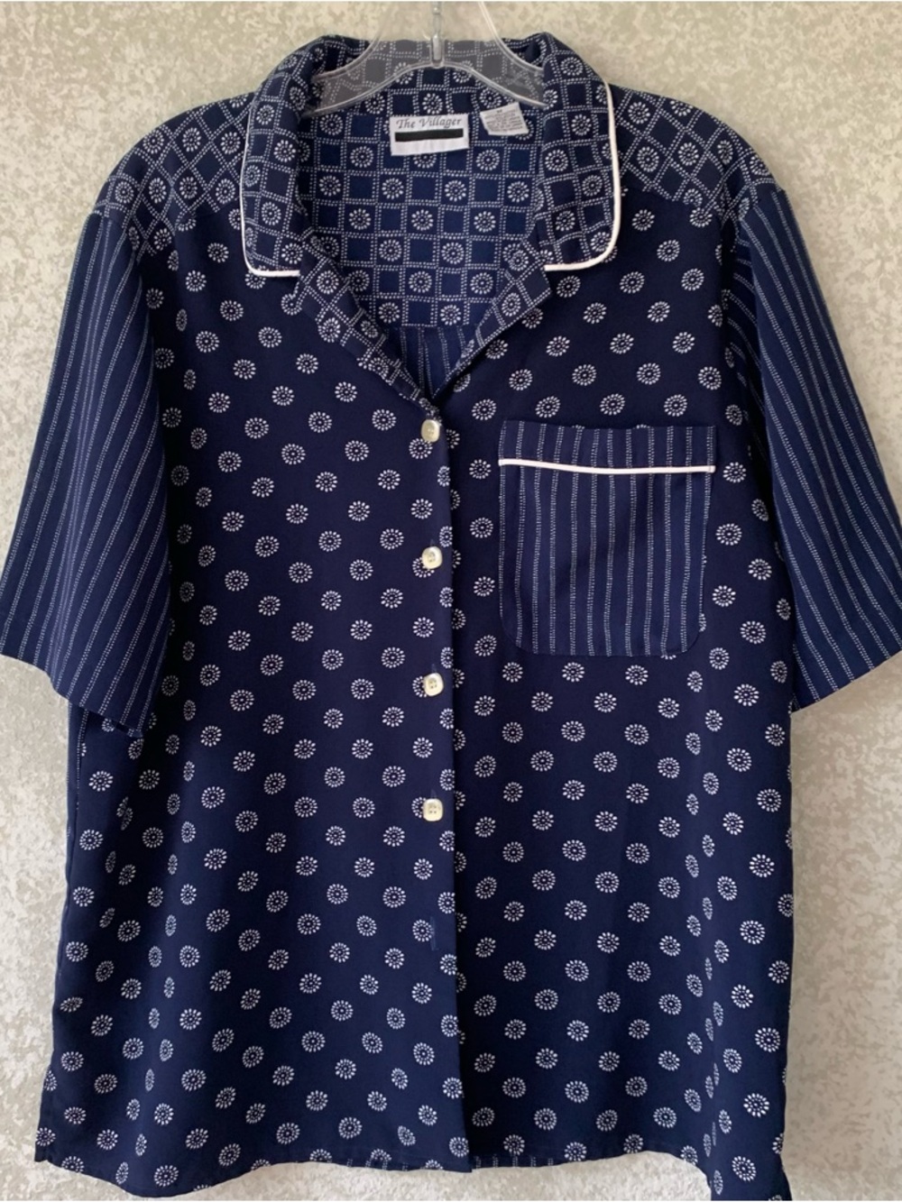 villager Navy and White Printed Button Blouse Medium Short Sleeve lightweight